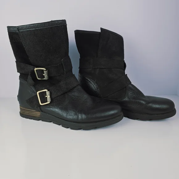 Sorel Black Leather Boots Womens 7 Plaid Lining Buckles - Picture 2 of 15